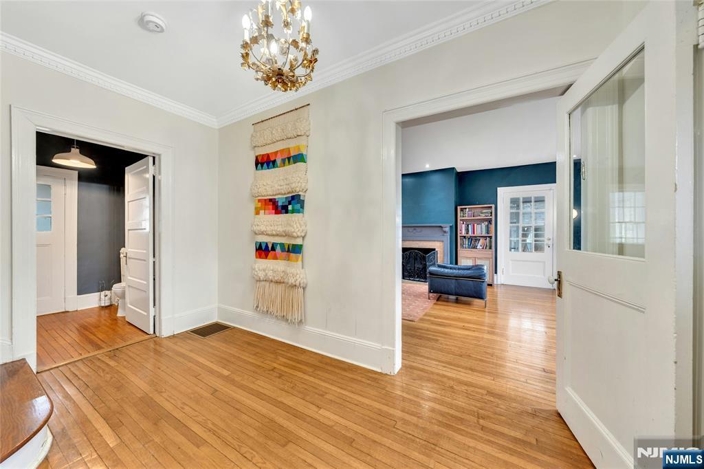 80 Glenwood Road - Photo 4