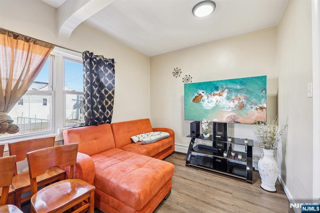 108 E Main Street - Photo 3