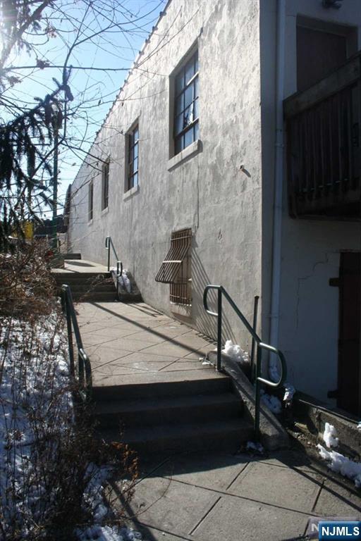 429 Cedar Lane - Photo 2