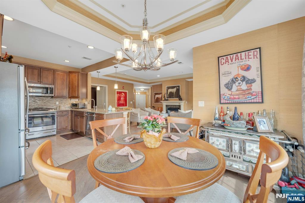 1107 Wickham Terrace #374