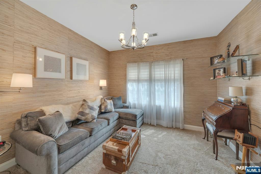 1107 Wickham Terrace #374