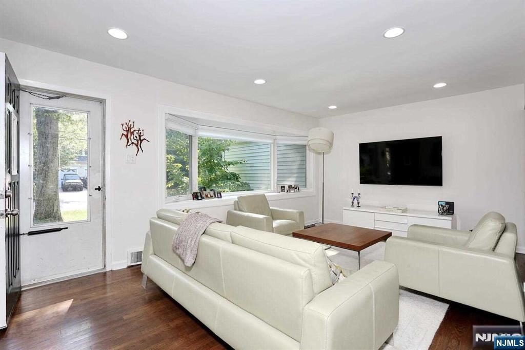 11 Evans Road - Photo 5