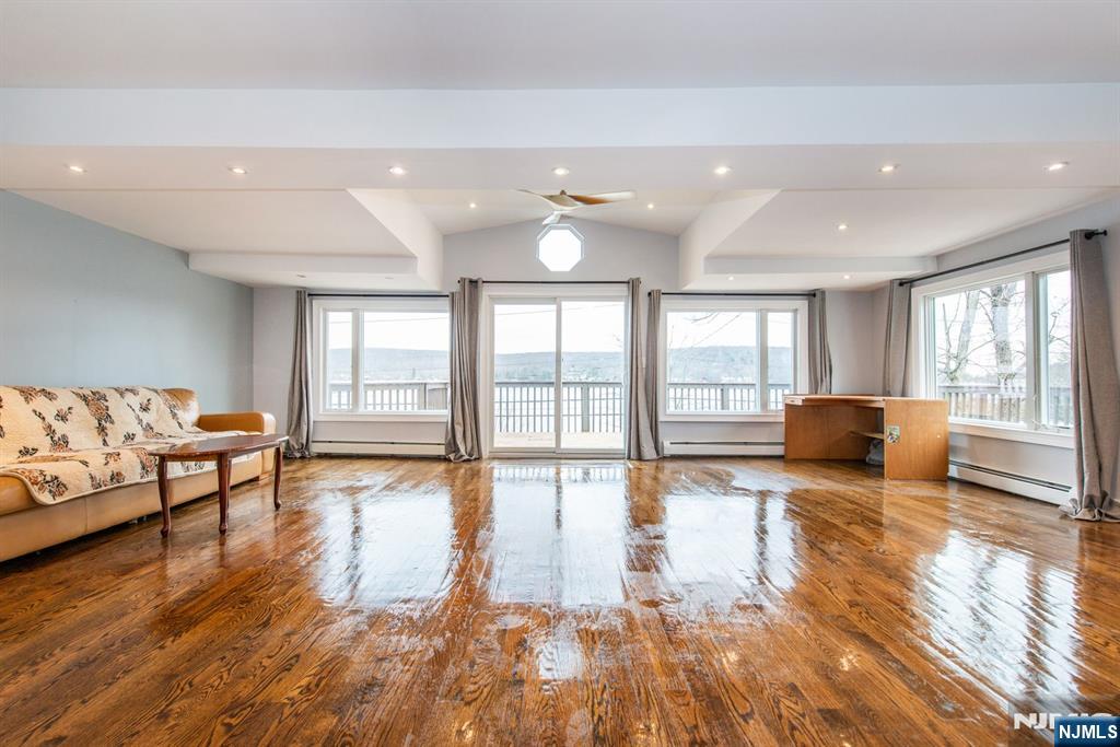 677 Warwick Turnpike - Photo 5
