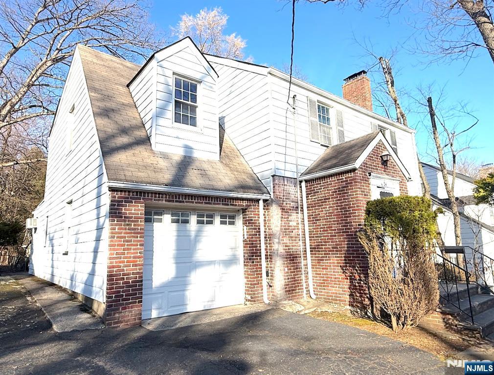 34 Howard Street