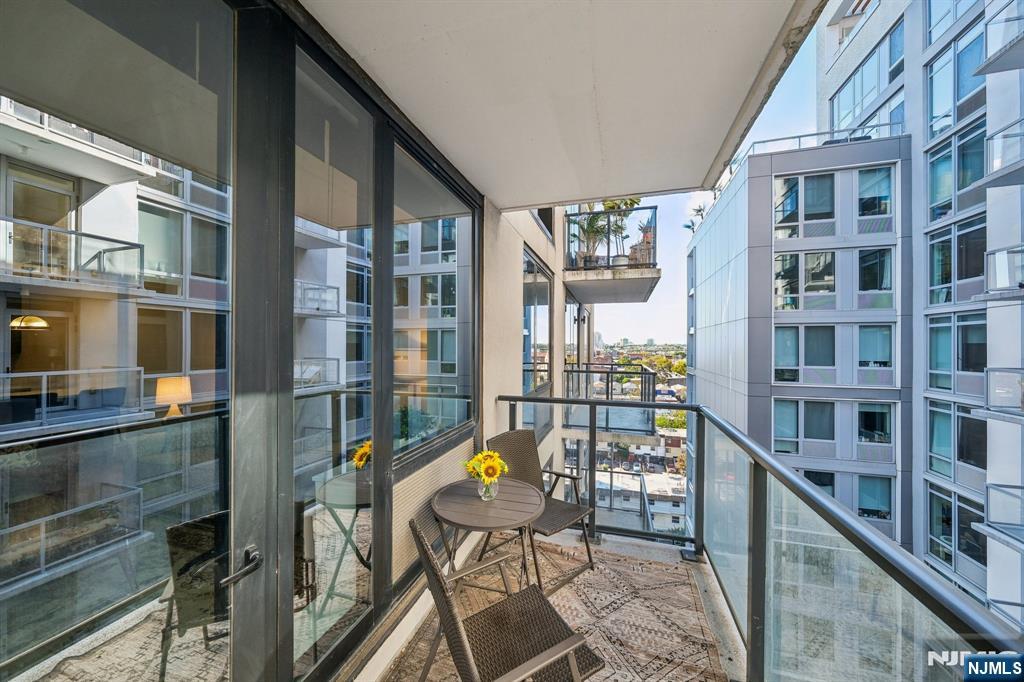 160 1st Street #1111