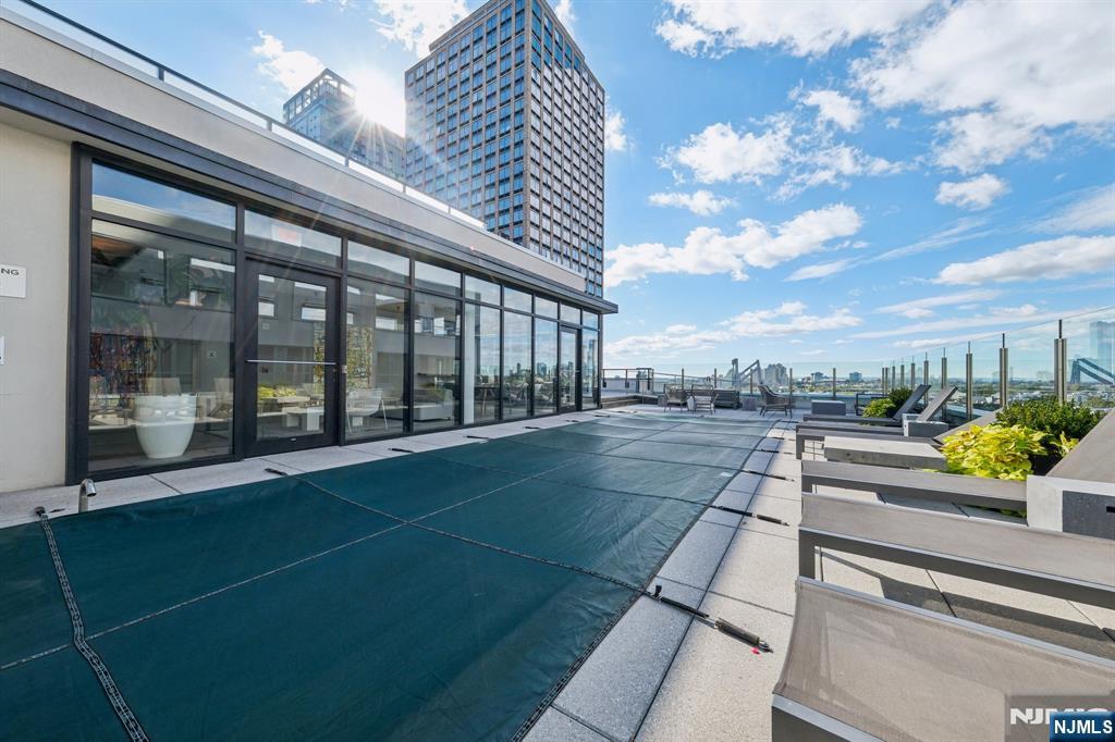 160 1st Street #1111