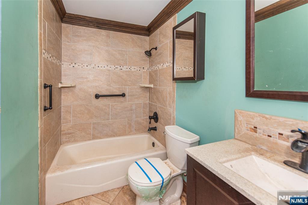 558 Beech Street, Twp of Washington, NJ 07676 Listing Photo  10