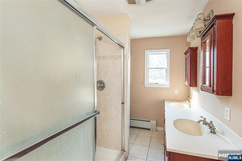 558 Beech Street, Twp of Washington, NJ 07676 Listing Photo  14
