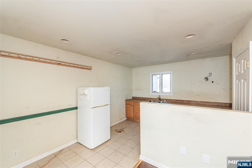 558 Beech Street, Twp of Washington, NJ 07676 Listing Photo  18