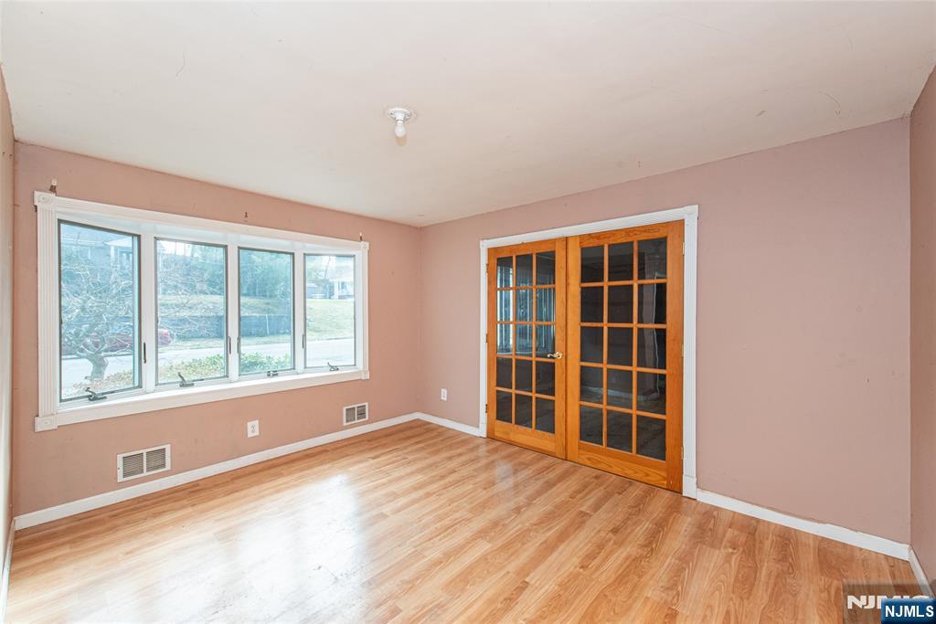 558 Beech Street, Twp of Washington, NJ 07676 Listing Photo  5