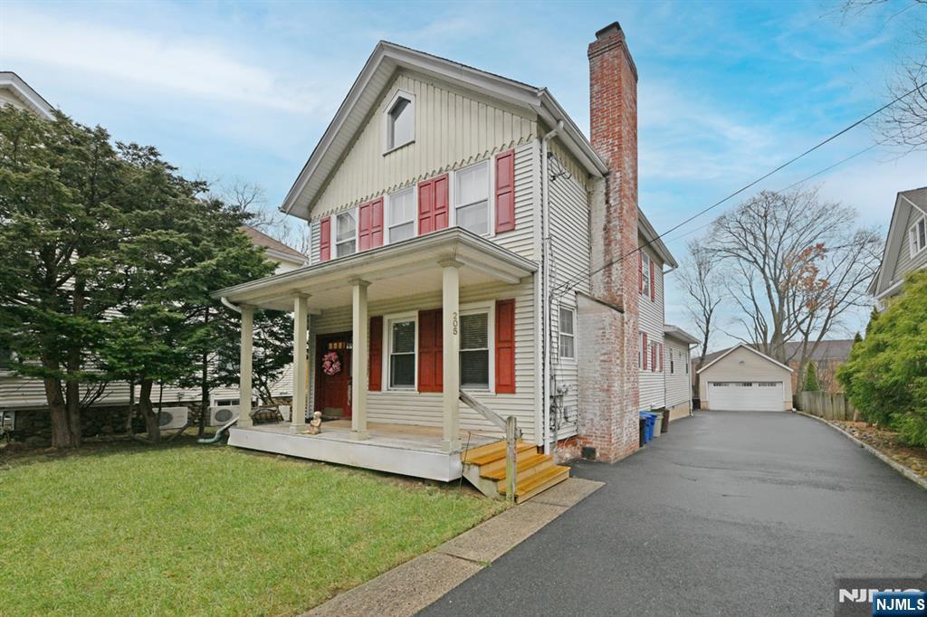 205 Union UNIT 2nd Floor, Ridgewood, NJ, 07450