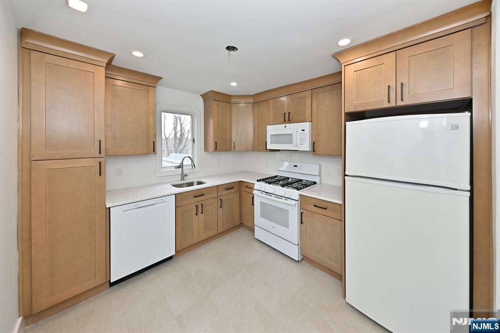 205 Union UNIT 2nd Floor, Ridgewood, NJ, 07450