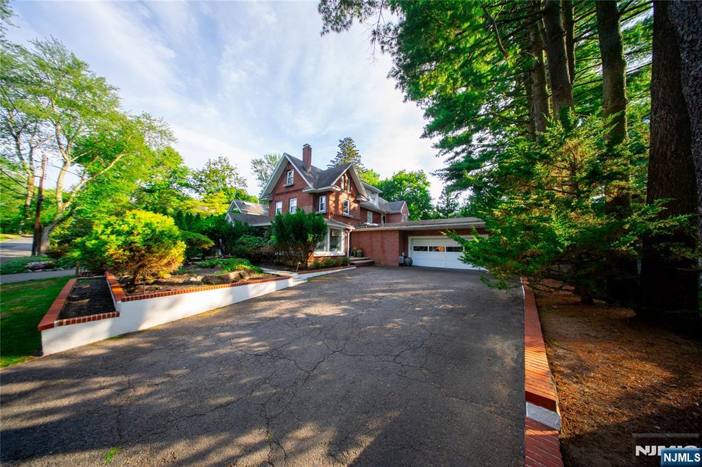 21 Meadow Street - Photo 2
