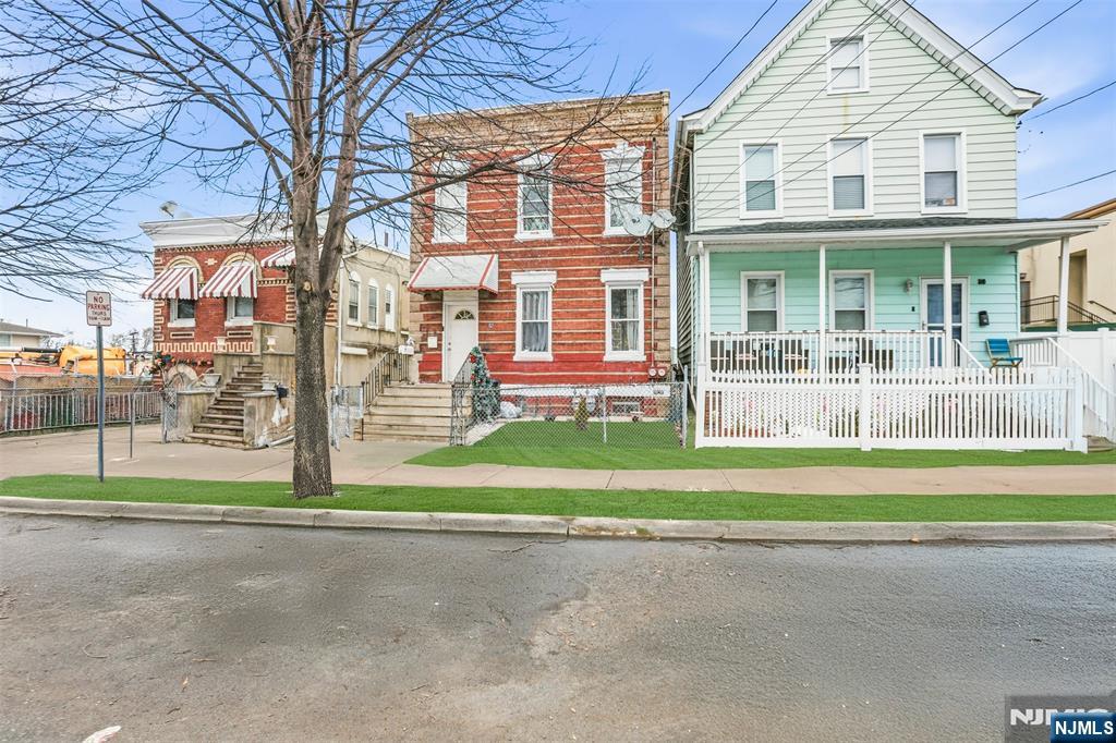 82 Randolph Avenue - Photo 4