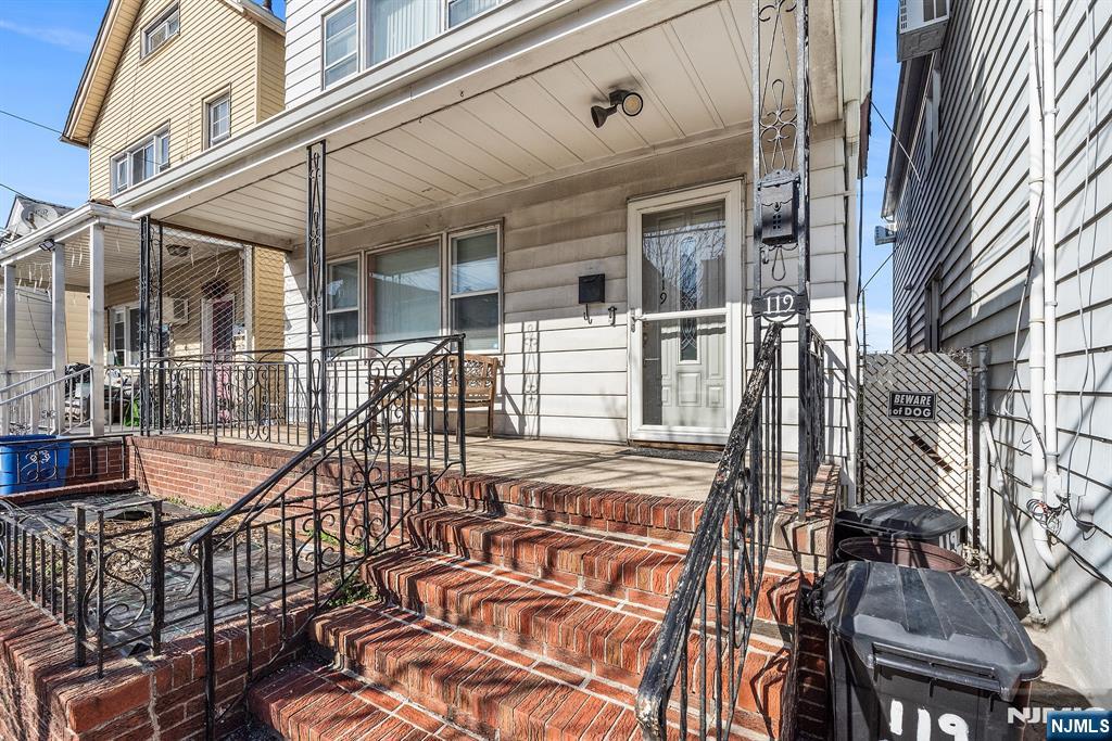 119 21st Street - Photo 3