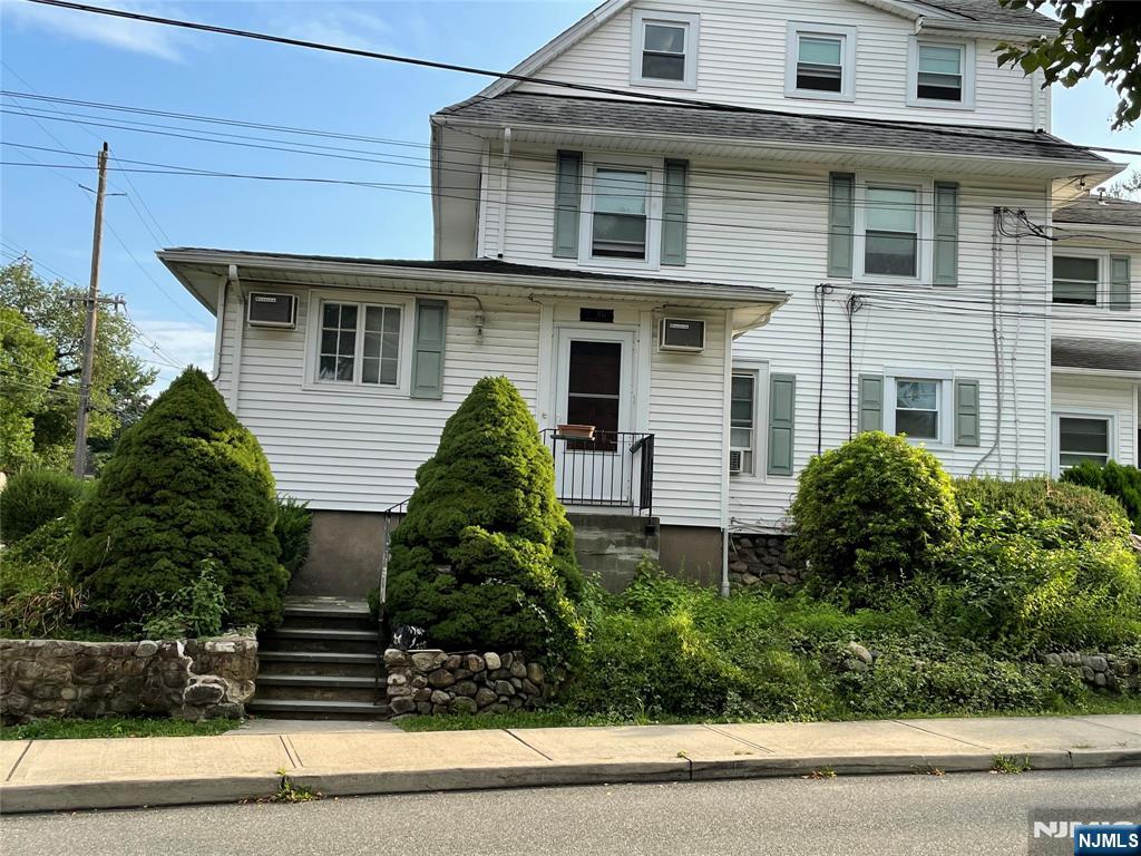 102 S Maple C - Photo 1