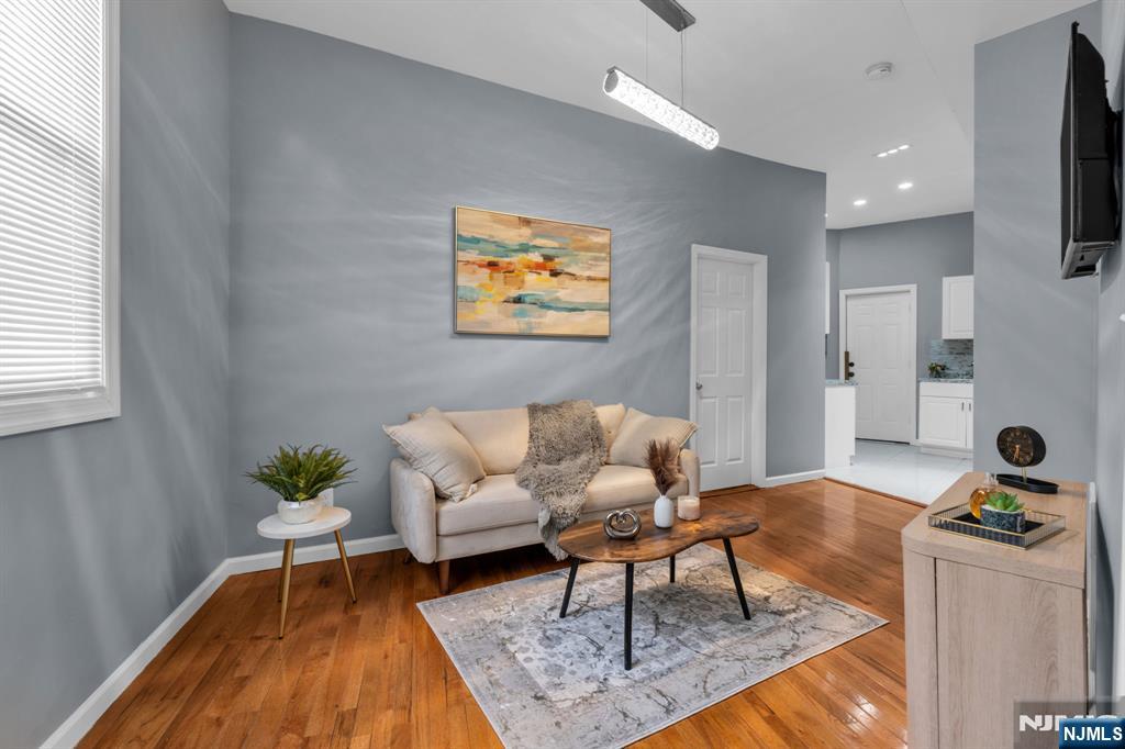 705 15th Street - Photo 4