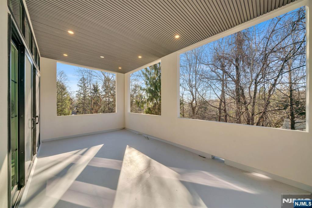 28 Ellens Way, Alpine, NJ, 07620