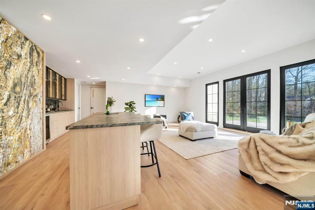 28 Ellens Way, Alpine, NJ, 07620