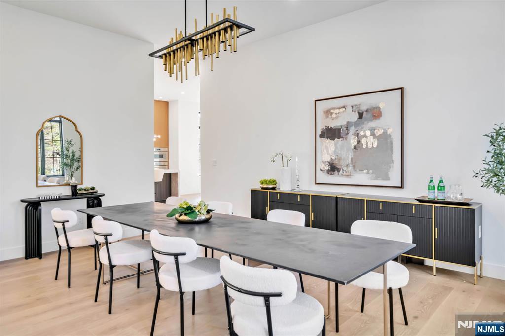 28 Ellens Way, Alpine, NJ, 07620