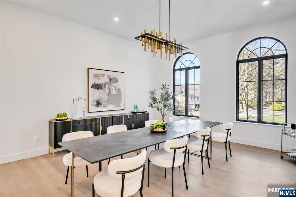 28 Ellens Way, Alpine, NJ, 07620