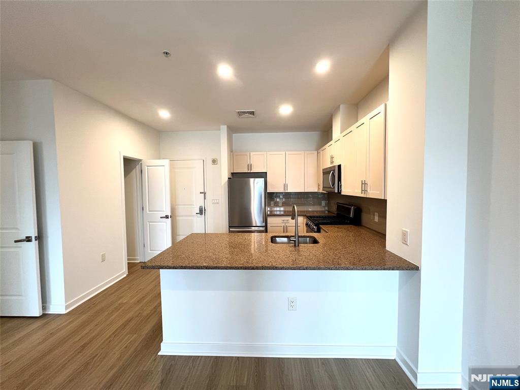 252 Highwood UNIT 1, Ridgewood, NJ, 07450