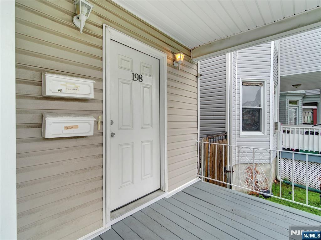 198 17th Street - Photo 3