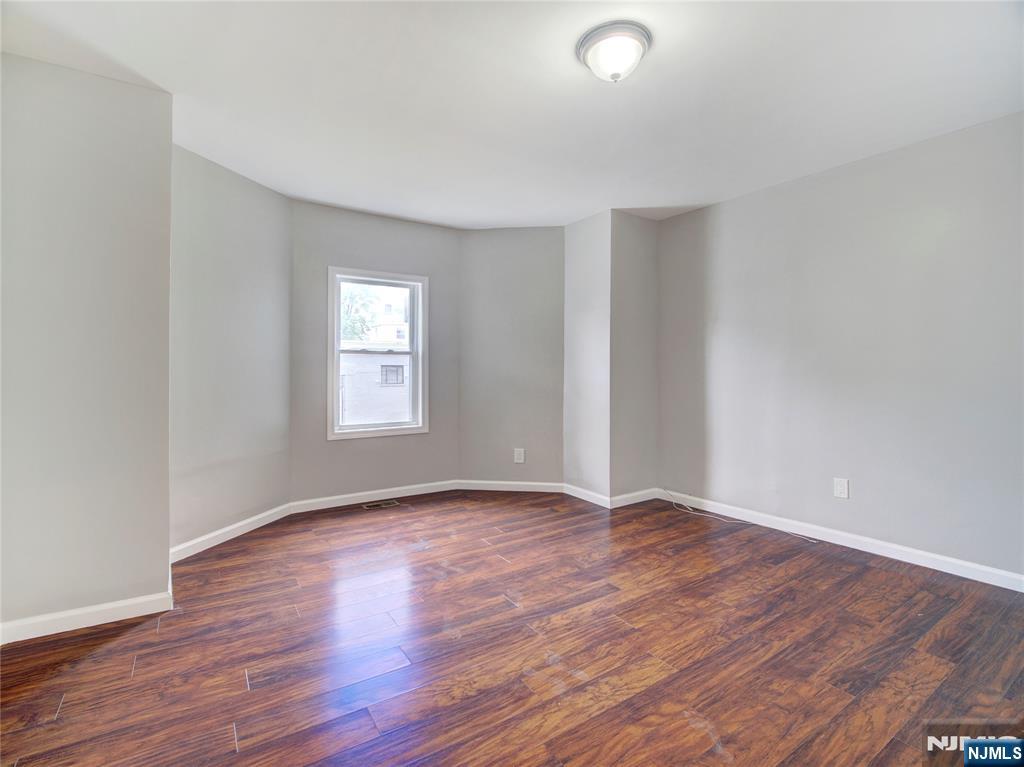 198 17th Street - Photo 5