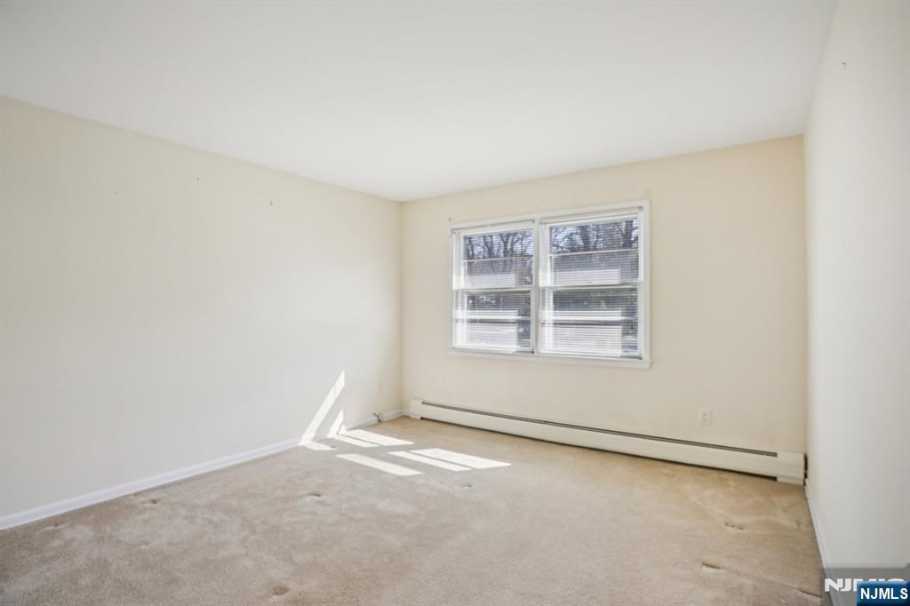 2 Eisenhower, Closter, NJ, 07624