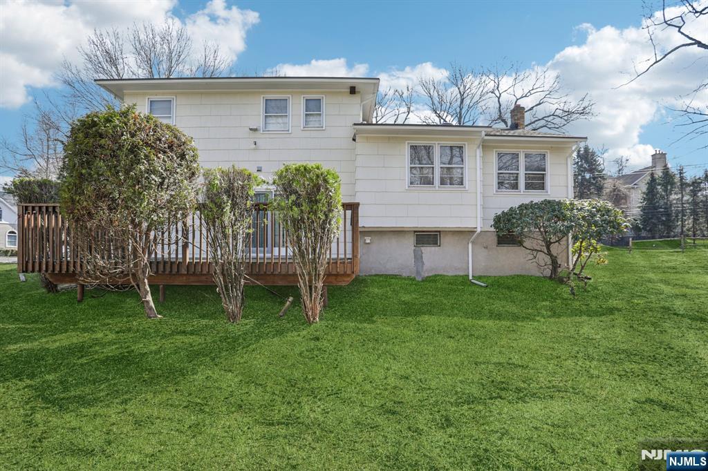 2 Eisenhower, Closter, NJ, 07624