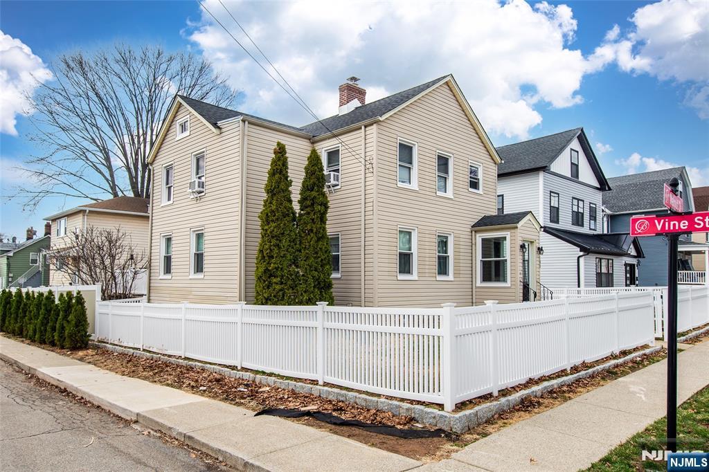 108 Walnut Street - Photo 3