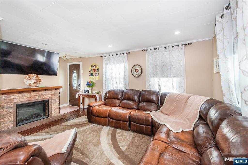 108 Walnut Street - Photo 5
