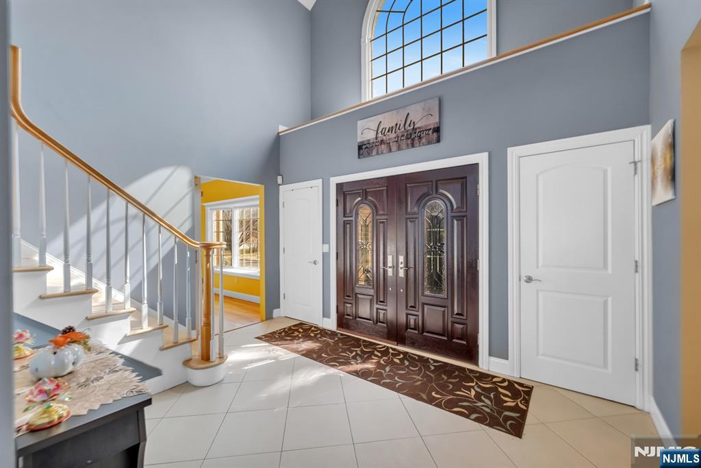 683 Victoria Avenue - Photo 3