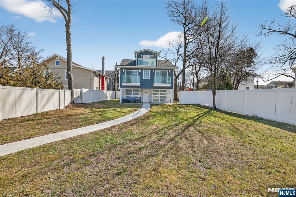 1200 H Street - Photo 3