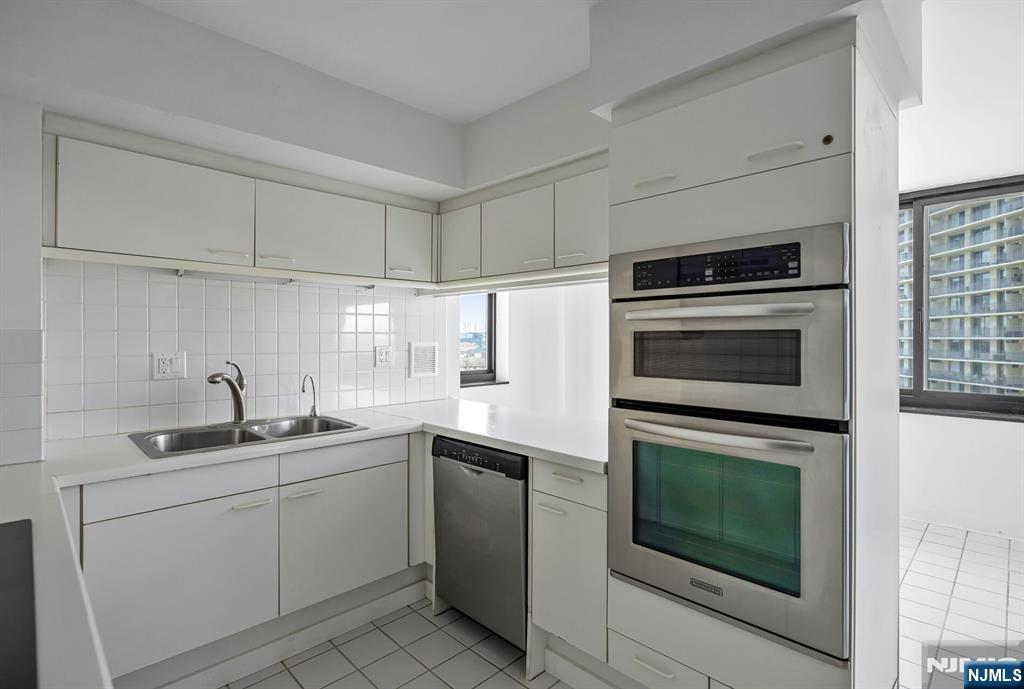 1512 Palisade Avenue, #5B, Fort Lee, NJ 07024 Listing Photo  18
