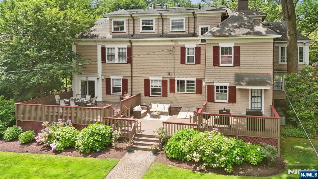 29 Hillcrest Road, Glen Ridge, NJ, 07028