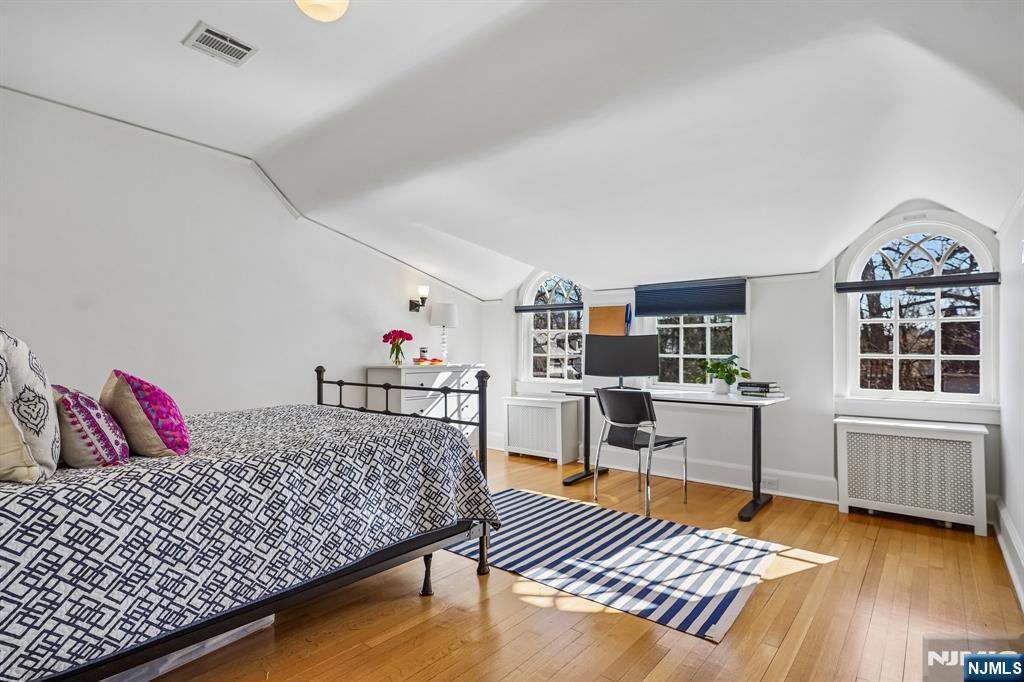 29 Hillcrest Road, Glen Ridge, NJ, 07028