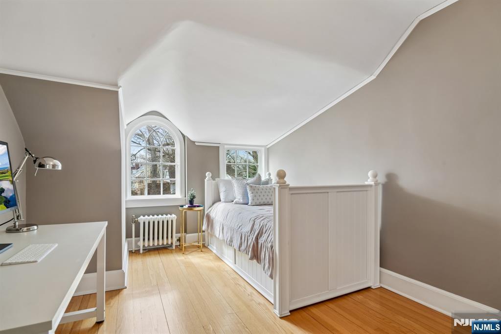 29 Hillcrest Road, Glen Ridge, NJ, 07028