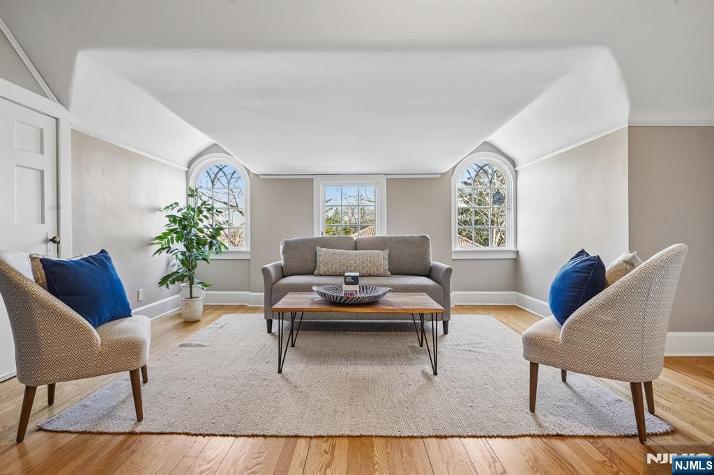 29 Hillcrest Road, Glen Ridge, NJ, 07028