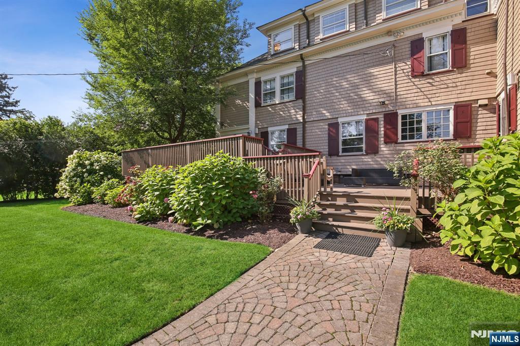 29 Hillcrest Road, Glen Ridge, NJ, 07028