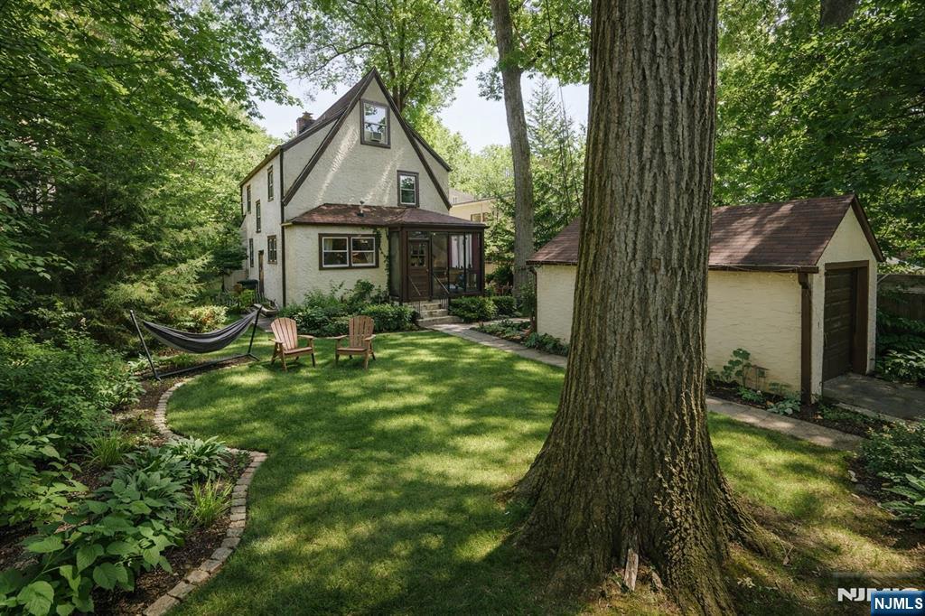 274 W Englewood Avenue, Teaneck, NJ 07666 Listing Photo  19