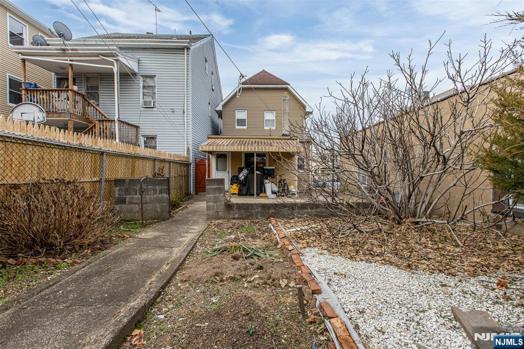 1029 19th Street, Paterson, NJ, 07501