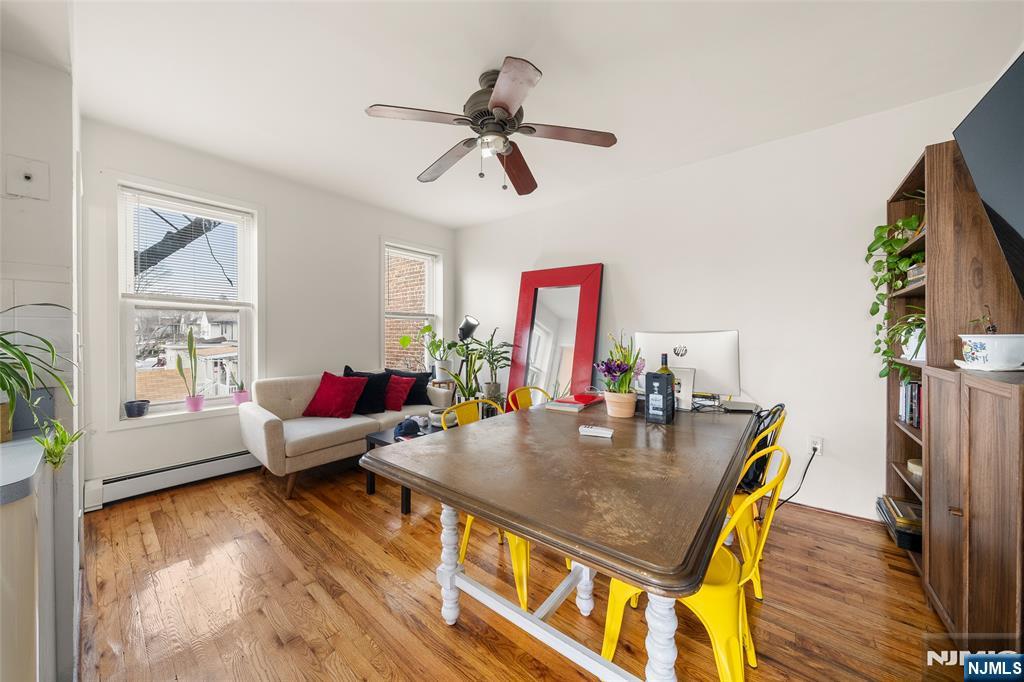 7317 Broadway — photo 16