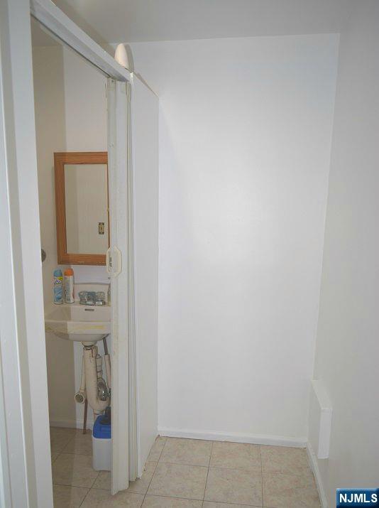 7317 Broadway — photo 9