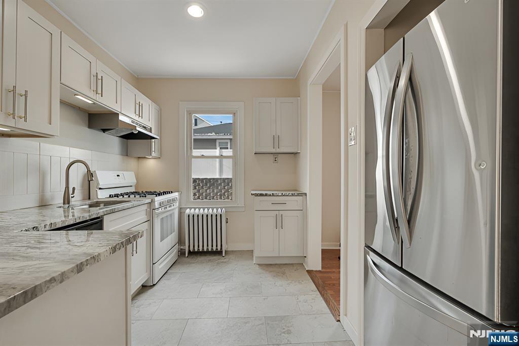 56 Pine Street - Photo 5