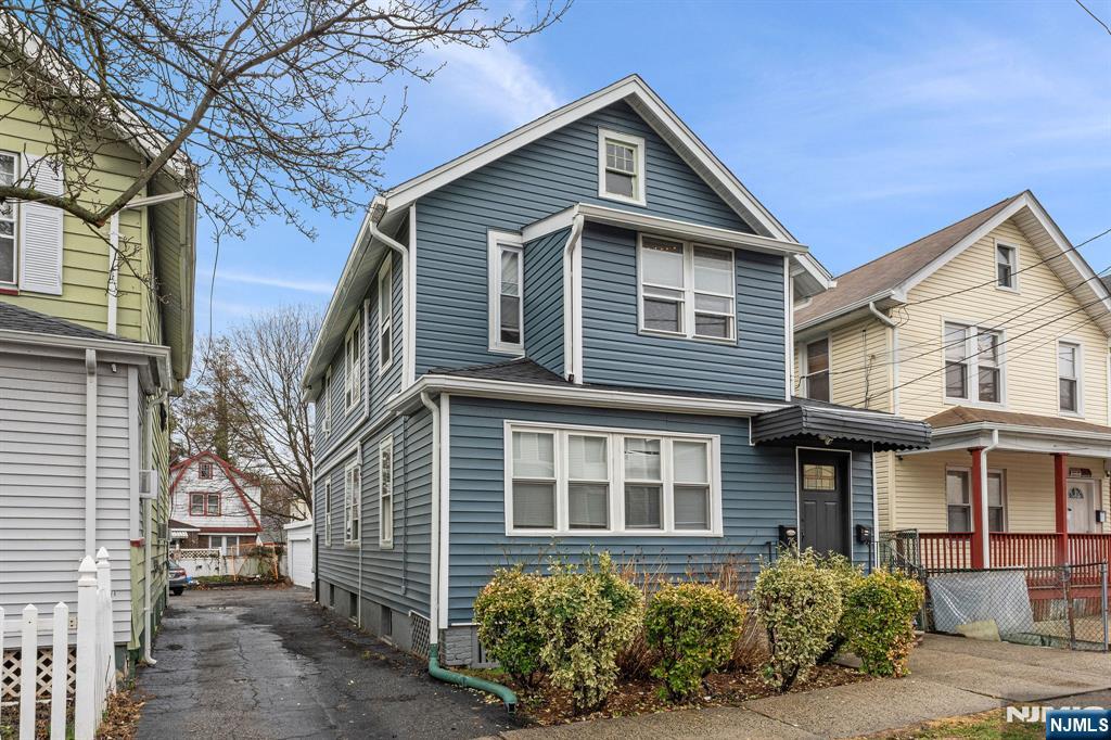 76 Mission Street - Photo 2