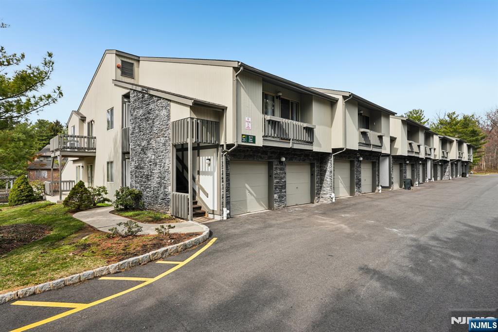 44 Hart Drive