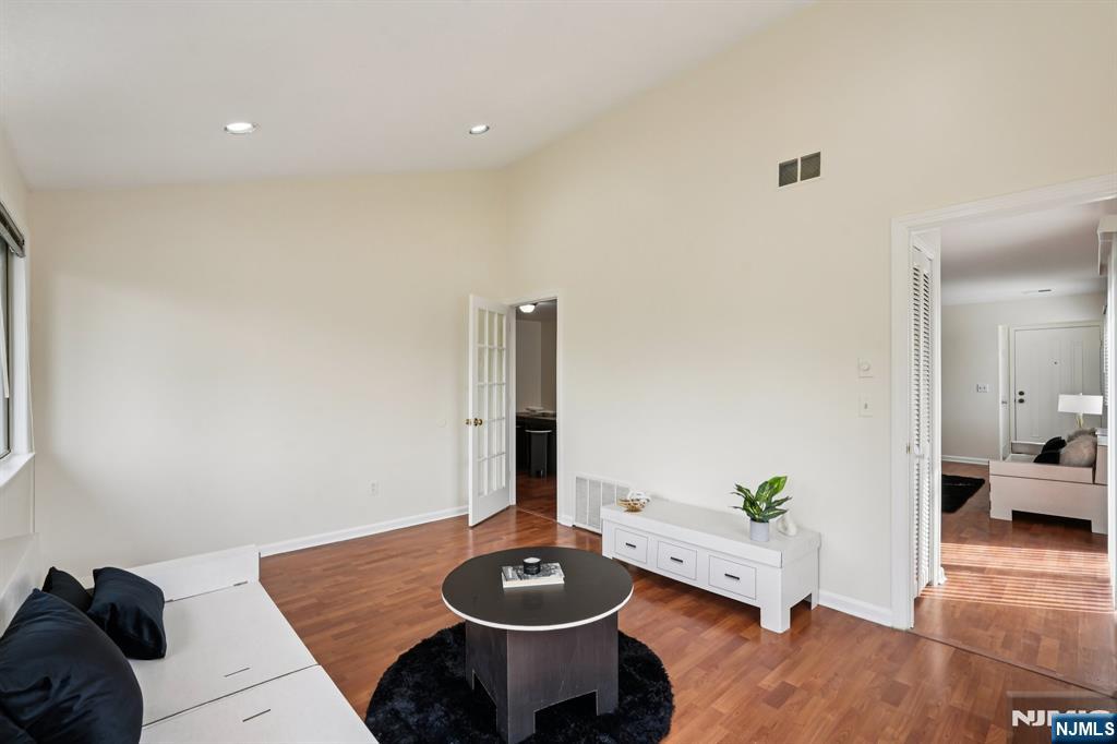 44 Hart Drive