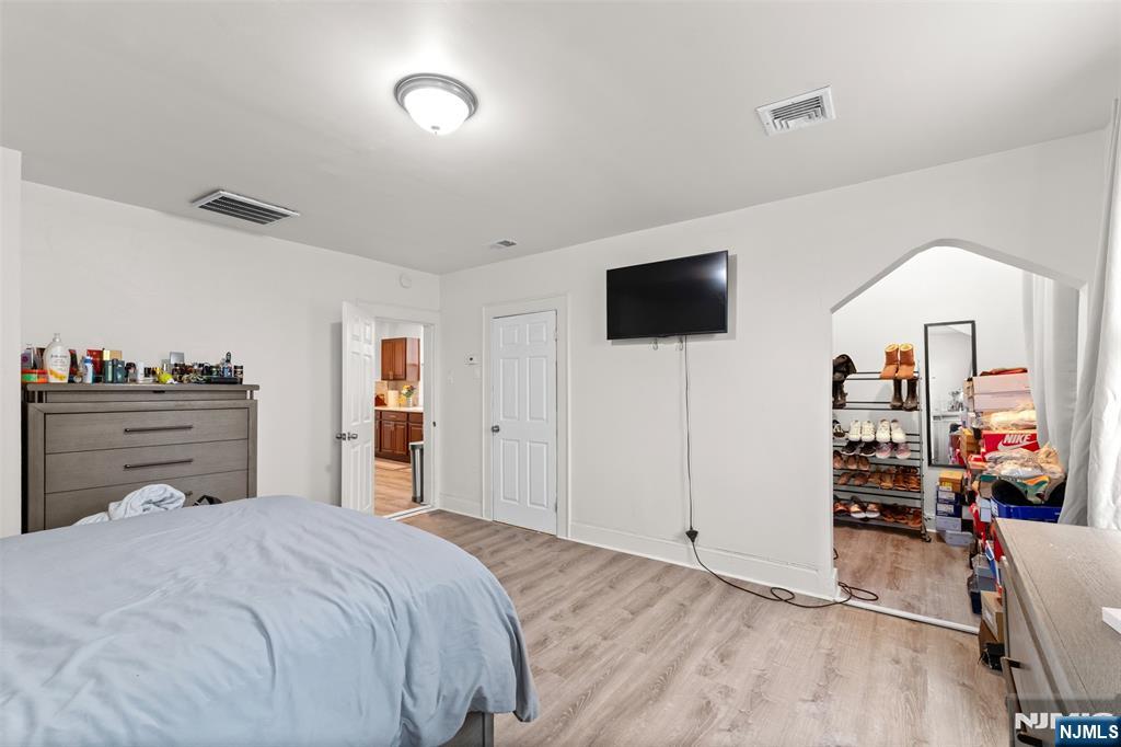 92 Devine Street - Photo 3