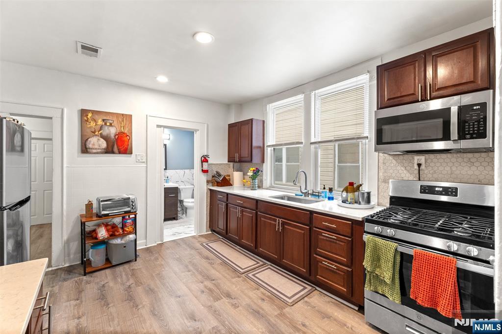 92 Devine Street - Photo 4